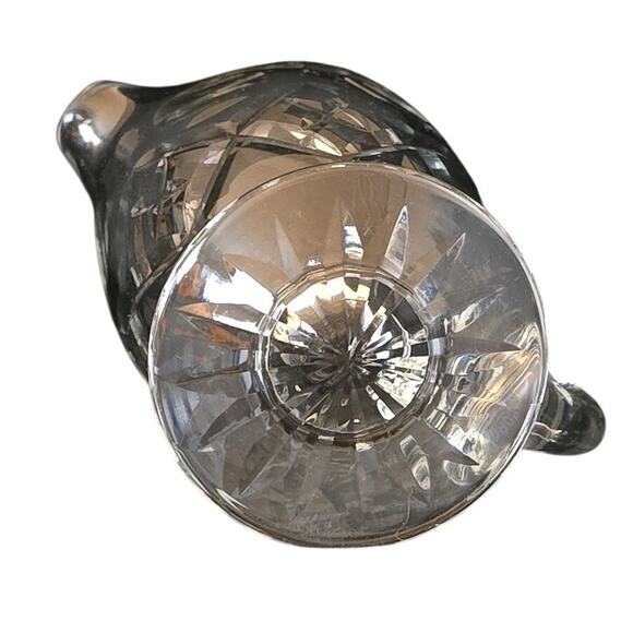 Cut Crystal Creamer 3.5" Tall 2.5" wide at mouth. EUC no chips or‎ cracks - Picture 4 of 12